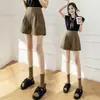 Shorts Casuais 2026 Primavera e Verão Novos Cintura Alta Estilo Coreano Shorts de Alfaiataria Linha A Soltos Botões Calças de Perna Larga para Mulheres