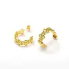 Pendientes de mariposa huecos simples de personalidad estilo coreano ins para mujer, lujo ligero, temperamento Joker, acero de titanio, pendientes de oro de 18k, venta al por mayor