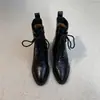 Botas Dr. Martens pretas super bonitas femininas 2026 nova coleção outono/inverno salto alto cadarço estilo britânico salto grosso bico fino botas de tornozelo