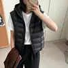 Chaleco acolchado con capucha de estilo americano moderno para mujer, 90% plumón de pato blanco, con costillas, moda otoño e invierno 2026, chaleco ajustado