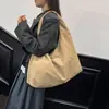 Bolsa Tote de Gran Capacidad para Mujer, Estilo Nuevo, Color Sólido Simple, Versátil, Bolso de Hombro Estilo Relajado, Bolso de Mano Casual para el Día a Día