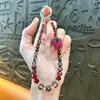 Cadena para Teléfono con Abalorios de Fresa Incrustados de Diamantes, Llavero, Colgante para Mochila, Llavero de Coche, Regalo Pequeño, Venta al por Mayor de Comercio Exterior