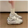 Zapatillas de Entrenamiento Alemanas Plateadas para Mujer 2026 Primavera Verano Nuevo Estilo Nuevo Estilo Suela Gruesa Tacón Oculto Zapatos Casuales Zapatos Deportivos Versátiles Zapatos de Carrera