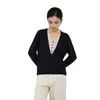 Nuevo Estilo Otoño e Invierno 2026 Suéter de Punto de Bloques de Color Falso Dos Piezas para Mujer, Lujo de Gama Alta, Juvenil, Versátil y Adecuado para el Trabajo