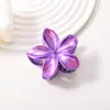 Presilha de Garra Banho de Ouro Flor Plumeria Mais Vendida no Exterior com Efeito Gota de Chuva, Presilha de Cabelo Fashion de Alta Qualidade para Mulheres, Grampo de Cabelo, Acessório de Cabelo Presilha Tubarão