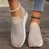 Zapatos casuales transfronterizos de tacón de cuña para mujer de talla grande, nueva colección primavera/verano 2026, con adornos brillantes y punta redonda, con parte superior de punto
