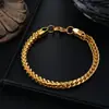 Pulsera de acero de titanio con diseño de hueso de serpiente y escamas doradas para hombre, moderna, de lujo ligero, versátil, accesorio de mano minimalista, joyería de alta gama personalizada y de moda para mujer