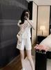Novo Terno de Verão Estilo Chinês para Mulheres 2025 Novo Casual Solto Celebridade da Internet Rua Mangas Curtas Shorts Conjunto de Duas Peças Tendência