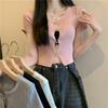 Gola Redonda Tricô de Acesso Controlado com Pequena Nota Cardigã Pequeno Design Chique Respirável Manga Curta Top Roupas Femininas