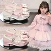 Sapatos de menina, sapatos de princesa de couro para crianças, novos sapatos de sola única vintage para primavera e outono de 2026, saltos altos Lolita para menina