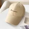 Boné de Baseball Coreano Estiloso de Aba Larga com Coroa Alta e Aba Rígida, Bordado com Letra, Chapéu da Moda para Homens e Mulheres, Chapéu de Sol