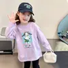 Camiseta básica para meninas, estilo primavera e outono, blusa infantil 100% algodão, nova camiseta de manga comprida 2026, roupa de outono para meninas com gola redonda