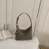2026 Nuevo Bolso de Hombro Tejido para Mujer, Estilo Coreano Versátil Estilo Vacaciones Bolso de Paja, Bolso Cruzado de Gran Capacidad, Bolso de Mano a la Moda