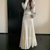 Saia de Tricô Feminina Outono Inverno Estilo Coreano Macia Cera Plissada Justa ao Corpo Emagrecedora com Caimento Elegante Saia Longa Evasê