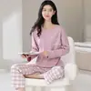 Venta de liquidación: Varios Estilos de Pijamas para Mujer y Conjuntos de Ropa de Casa para Hombre, Manga Larga, Tallas Limitadas, Algodón de Imitación, Excedente de Fábrica, Adecuado para Primavera, Otoño y Verano