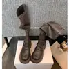 Botas de cano alto elásticas com sola grossa plissada, estilo Xu Jiaqi, para outono e inverno femininas, com salto grosso