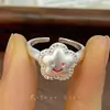 Anillo Grueso de Plata Colorido Estilo Coreano de Nicho con Diamantes Brillantes, Mismo Estilo que el Blogger, Sensación de Alta Gama, Anillo de Corazón Apilable, Anillo para el Dedo Índice
