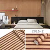 Papel pintado autoadhesivo de PVC a rayas para renovación transfronteriza con patrón de rejilla de veta de madera, papel pintado pelable y pegable