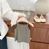 Conjunto de Suspensórios Infantil Estilo Floresta Fresca para Meninas, Colete de Verão Macio e Amigo da Pele Combinado com Calças Largas de Renda Estilo Lanterna