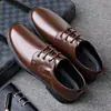 Temu Cross-Border Southeast Asia Sapatos Masculinos de Couro de Alta Qualidade, Sapatos Casuais Formais de Negócios em Couro, Cadarço, Fivela Decorativa, Estilo Britânico