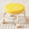 Taburete con Ruedas, Taburete Bajo para Niños Aprendiendo a Caminar, Silla Giratoria, Taburete Pequeño Móvil, Taburete con Ruedas Universales, Taburete para Cambiar Zapatos