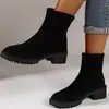 Botines cortos nuevos y elegantes de gamuza estilo coreano, holgados, con punta redonda, suelas gruesas y tacones gruesos para mujer, adecuados para exportación y ventas transfronterizas