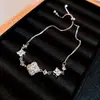 Pulsera Geométrica de Zirconia de Lujo de Gama Alta para Mujer, Moderna y Versátil, Joyería de Pulsera Popular Transfronteriza, Joyería al por Mayor de Yiwu