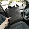 B Home Bolso de Hombro de Cuero Tejido para Hombre Bolso Cruzado Vertical Mochila Casual de Moda Bolso Transfronterizo para Hombre Japonés