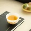 Taza de cerámica mate con glaseado de hielo con diseño de montaña y nube, taza de té de cerámica para el hogar de alta gama, juego de té kung fu de lujo ligero, taza de maestro anti-quemaduras