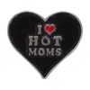 Nuevo Broche de Aleación con Forma de Corazón Negro y Letras Inglesas para Ropa, Bolsos y Accesorios, Insignia de Esmalte Pintado