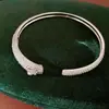 Pulseira Aberta Trapezoidal com Zircônia e Cabeça de Leopardo, Estilo Minimalista, Temperamento Único, Joia de Nicho High-End de Luxo Leve