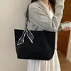 Bolsa Tote de Camurça e Pelúcia Simples de Alta Qualidade Transfronteiriça Feminina Nova Outono/Inverno 2026 Grande Capacidade para o Dia a Dia Ombro Único Sob o Braço