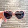 Gafas de sol con forma de corazón para niños y niñas, Gafas de sol bonitas con protección UV para bebés y niños, Gafas de moda para niñas