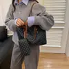 Bolsas Tendência de Grande Capacidade 2025 Novas Bolsas Femininas Moda Verão Estilo Estrangeiro Bolsa de Ombro Versátil Bolsa Tote para o Trabalho