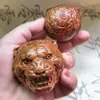 Adorno de Tigre del Zodiaco tallado en madera de ciprés, Bola de Salud Cabeza de Tigre de palo de rosa laosiano, Juguete portátil, Alta densidad, Se hunde en segundos