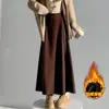 Falda de Lana Negra para Mujer, Nuevo Estilo Otoño e Invierno 2026, Cintura Alta, Línea A Adelgazante, Longitud Media, Falda que se Ajusta a la Cadera para Figuras Petite A8951