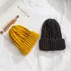 Gorro Estilo Coreano para Mujer, Gorro de Lana Tejido Retorcido Otoño e Invierno, Gorro Versátil de Punto Estilo Coreano, Gorro Frío con Protección para los Oídos, Moderno