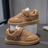 Zapatos de lona de suela blanda antideslizantes de corte bajo Zapatos de entrenamiento alemanes zapatos blancos para niños zapatos deportivos para niños zapatos transpirables para niñas nuevo otoño