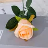 Rosa Individual Simulada Decoración de Mesa para Sala de Estar Flor Simulada Flor Falsa Flor de Seda Adornos de Plástico Arreglo Floral Personalización de Flores Secas