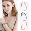 Pulsera Abierta de Acero de Titanio Brillante en Forma de C, Moderna y Versátil para Mujer, Pulsera de Acero Inoxidable de Moda Soporta Logotipo Grabado Fabricante Venta al por Mayor