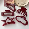 Pinza Roja Minimalista Estilo Francés con Acabado de Alta Gama, Adecuada para Peinados Recogidos en la Parte Trasera de la Cabeza, Pinza de Tiburón Grande para Cabello Grueso, Accesorio de Cabello Versátil y Elegante