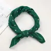 Pañuelo de Seda de Algodón y Lino Estilo Coreano 70cm, Moderno y Versátil, Pañuelo Cuadrado Pequeño Sencillo y Artístico, Adecuado para Fotografía de Viaje y como Pañuelo Decorativo para el Cuello