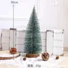Nuevo Adorno de Mini Árbol de Navidad de Agujas de Pino Cubierto de Nieve Decoración Navideña Adorno de Árbol de Navidad de Escritorio con Flockado de Agujas de Pino