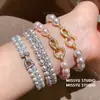 Pérolas em pares! Pulseira Redonda de Pérola com Zircônia e Contas Leve Luxo Sensação de Alto Padrão Pulseira Fashionável Nicho Temperamento Joia de Mão