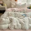Estampado de Gatito de Dibujos Animados Tela tipo Nube Clase A Juego de Sábanas y Funda de Edredón de Cuatro Piezas para Cama de Dormitorio Juego de Tres Piezas Ropa de Cama para Niños