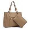 2026 Moda Nueva Simple Gran Capacidad Clásica Color Sólido Versátil Bolso de Mano para Hombro Super Práctico Bolso Tote