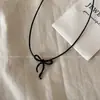 Collar de Lazo para Mujer, Cadena para Clavícula con Perlas Rosas, Doble Capa, Accesorio de Cadena para el Cuello de Alta Gama, Estilo de Nicho de Lujo Ligero