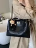 Bolso Cruzado, Bolso de Hombro, Bolso de Cadena, Nuevo Bolso de Mano de Moda Tendencia 2026 Elegante Simple Casual Japonés y Coreano para Mujer con un Toque de Elegancia
