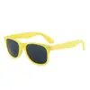 Gafas de Sol Tachonadas Estilo Europeo y Americano, Gafas de Sol de Colores Caramelo, Gafas de Sol de Celebridad Modernas Retro Tendencia, En Stock, Se Pueden Estampar con Logo