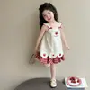 Vestido Infantil Estilo Pastoral Verão 2026 Novo Vestido de Verão Infantil com Alças Finas Vestido Princesa para Bebê Menina